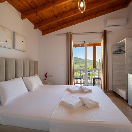 Villa Sunny Ksamil Exteriör bild