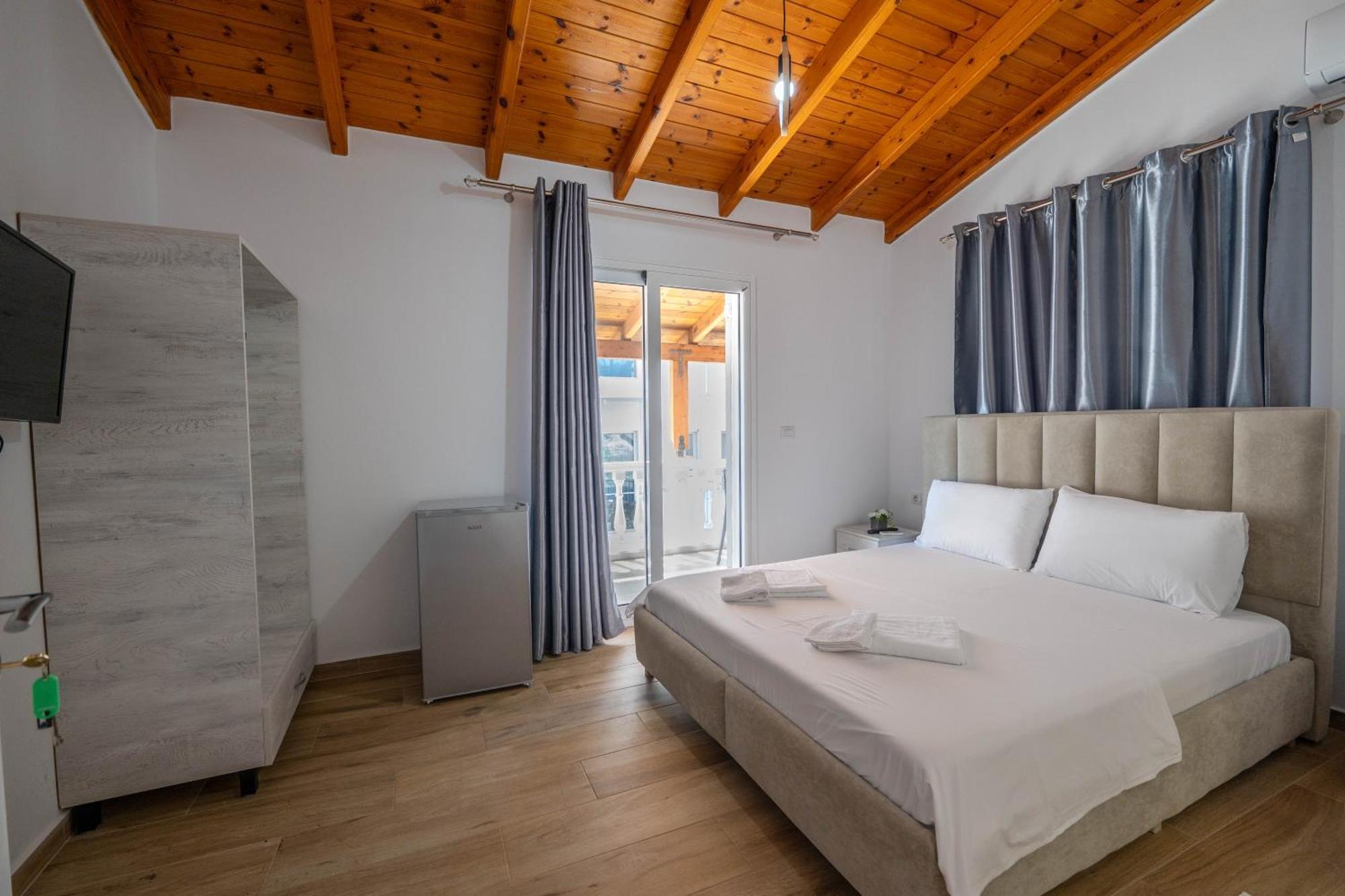Villa Sunny Ksamil Exteriör bild